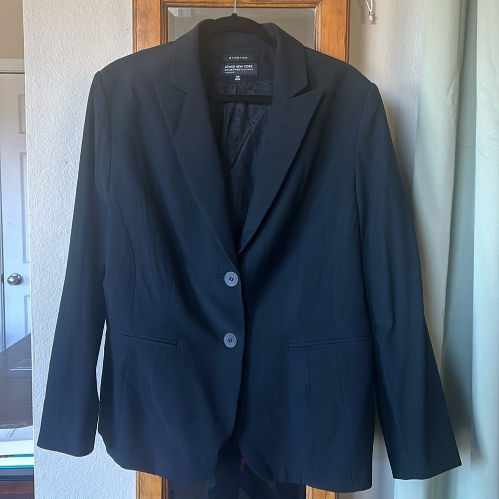 Jones NY Collection Platinum Women’s Stretch Jacket Black (size 16W)